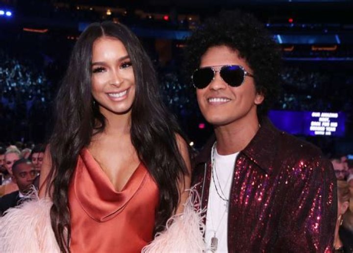 Are Bruno Mars and Girlfriend Jessica Caban Expecting? Find out here… Are Bruno Mars and Girlfriend Jessica Caban Expecting? Find out here…