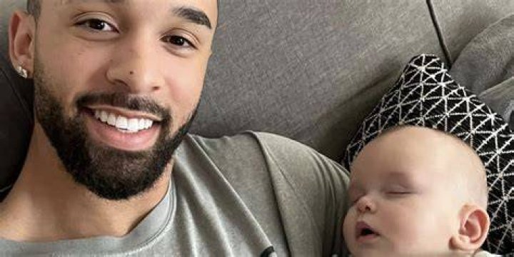 Love Is Blind star Bartise Bowden went Instagram official with Cait Vanderberry Bartise Bowden is a father to three-months old son Hayden