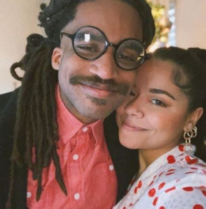 Brooke Simpson married Ray Simpson.
