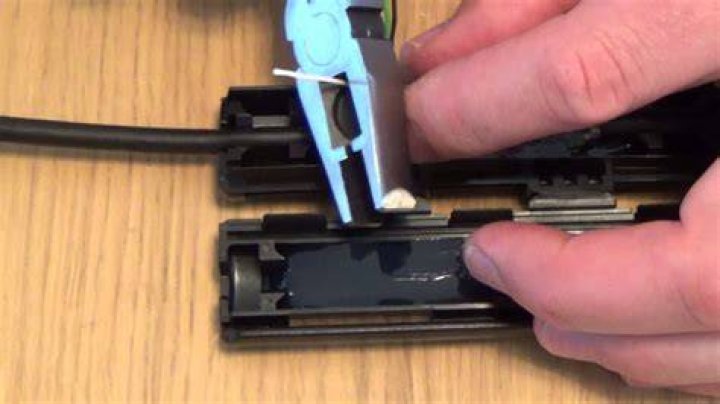 Can I cut a telephone extension cable?