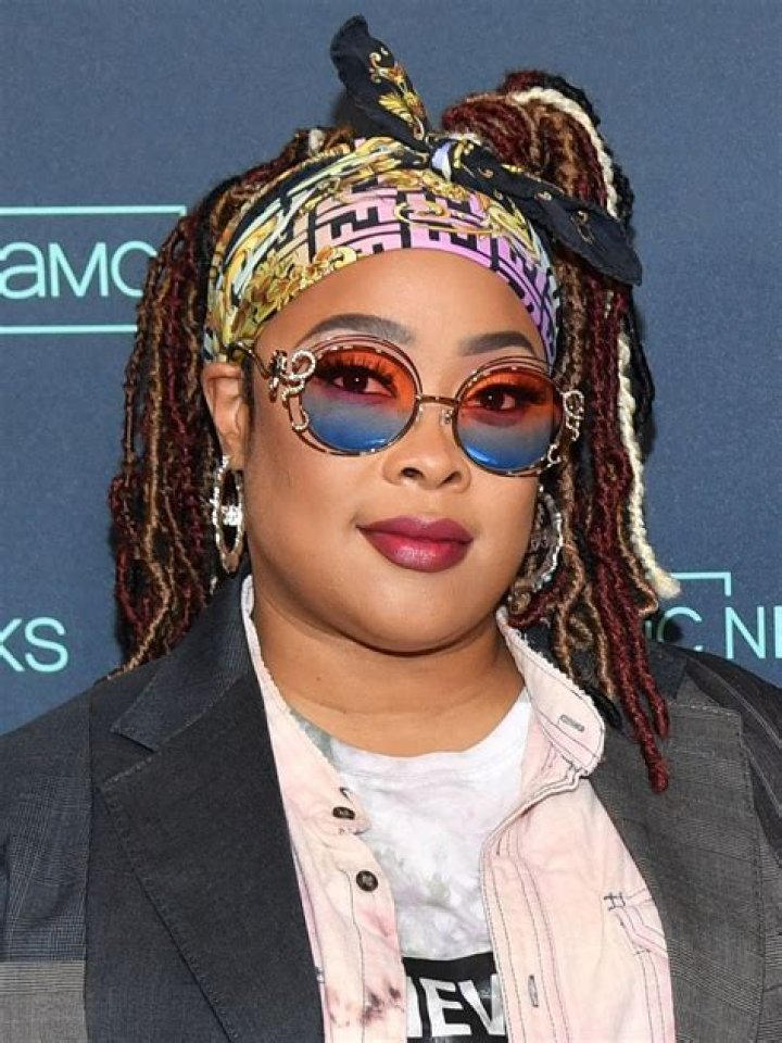 Rapper Da Brat expecting her first child with partner Jesseca Dupart; ‘EXTENDING’ the family Da Brat, the rapper with her companion Jesseca Dupart