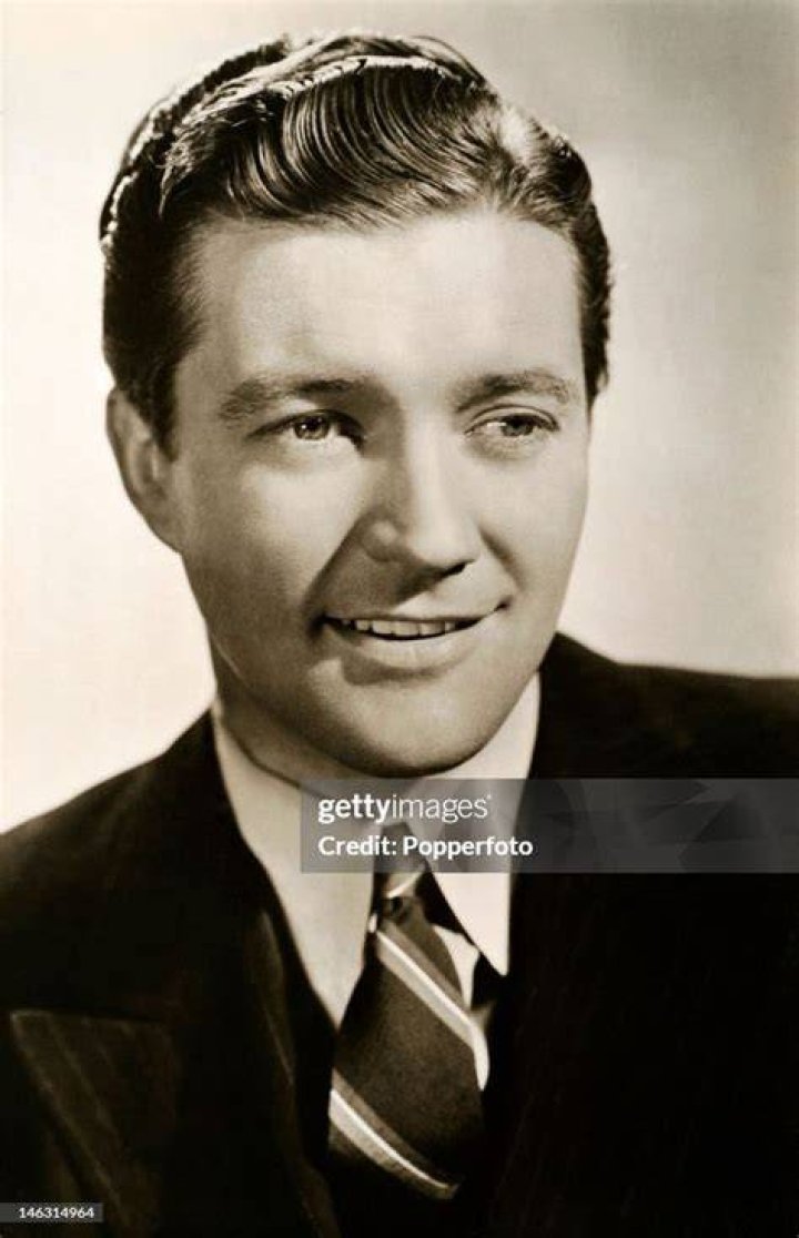 Dennis Morgan photo 2
