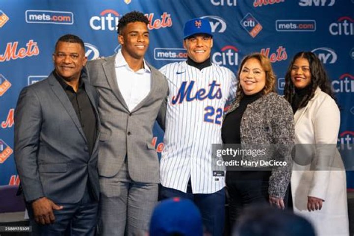 Does Juan Soto have a family?