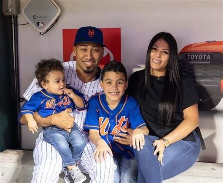 Edwin Diaz - Age, Family, Bio
