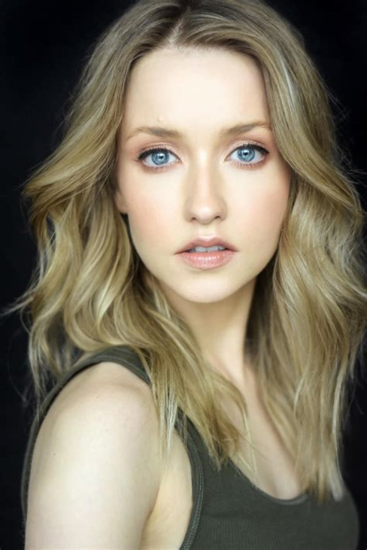 Emily Tennant Bio (Wiki) 