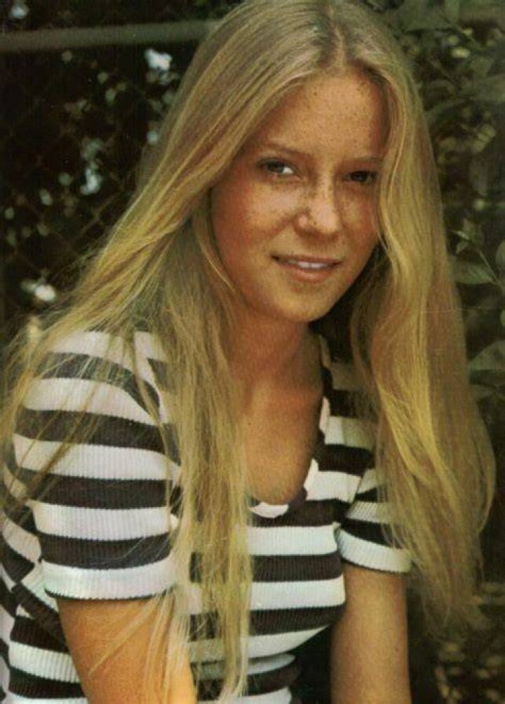 Eve Plumb Bio (Wiki) 