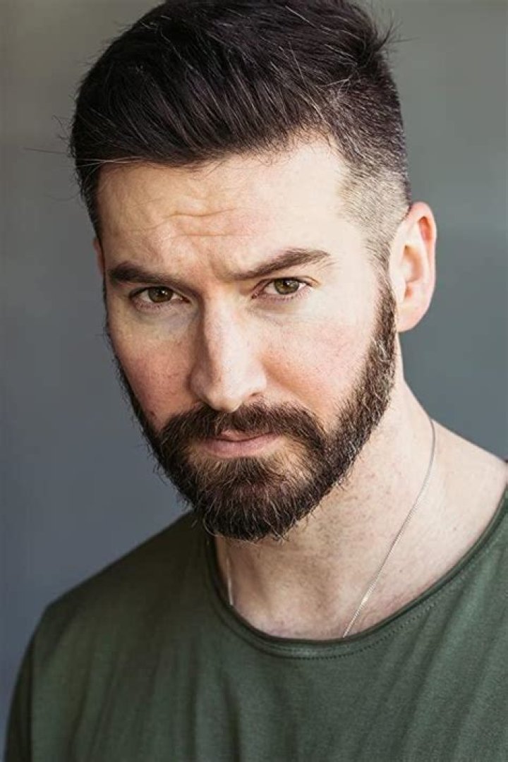Garrett Hines (Actor) Bio (Wiki) 