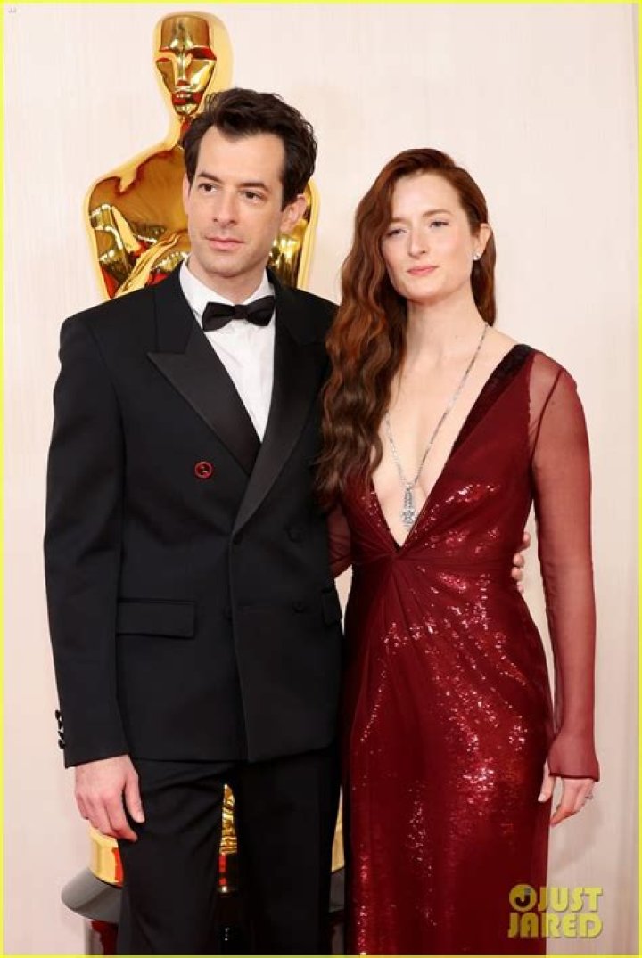 Suprise! Grace Gummer and Mark Ronson are happily married to each other! Grace Gummer and Mark Ronson