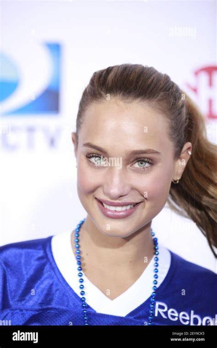 Hannah Davis photo 2