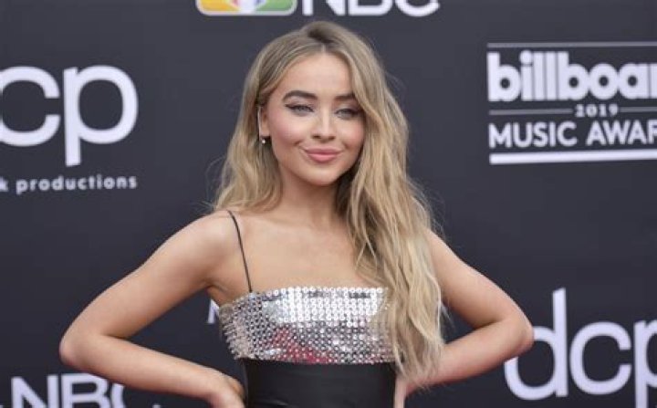 How much is Sabrina Carpenter worth 2018?
