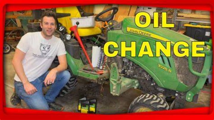 How much oil does a John Deere 1025r take?