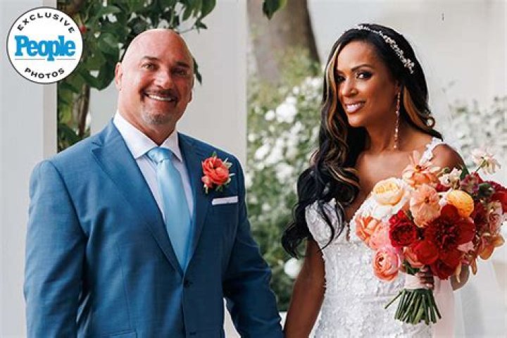 Engaged! Fox NFL Reporter Jay Glazar is committed to girlfriend Rosie Tenison Jay Glazer and Rosie Tenison dated for almost two years