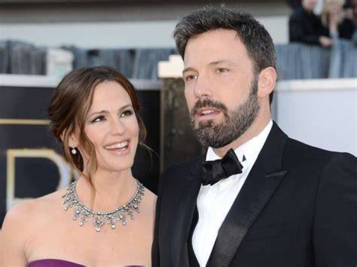 Jennifer Garner and Ben Affleck meet up together on their Tuesday morning