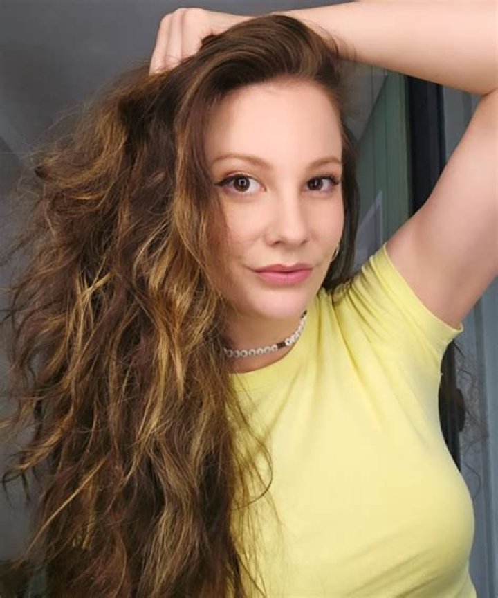 Jess McDonell - Age, Family, Bio