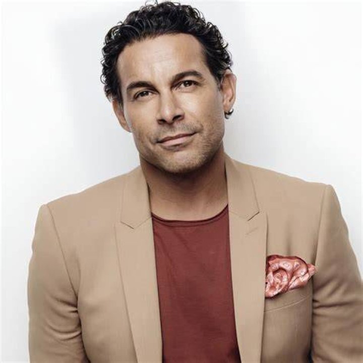 Jon Huertas Bio (Wiki) 