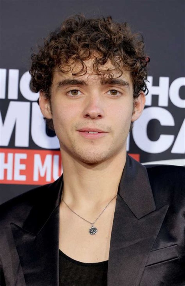 Joshua Bassett (Actor) Joshua Bassett