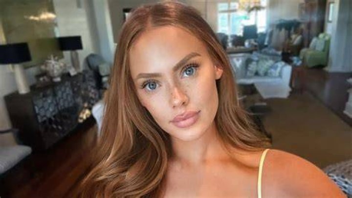 Kathryn Dennis photo 3