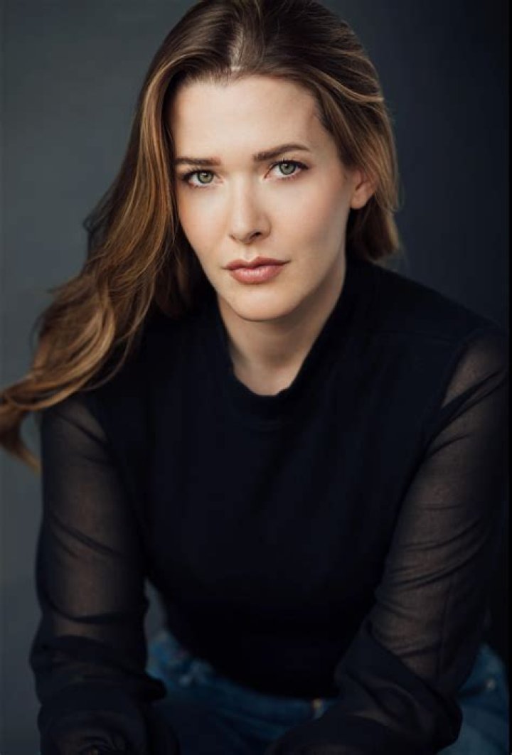 Kathryn Kohut Bio (Wiki) 