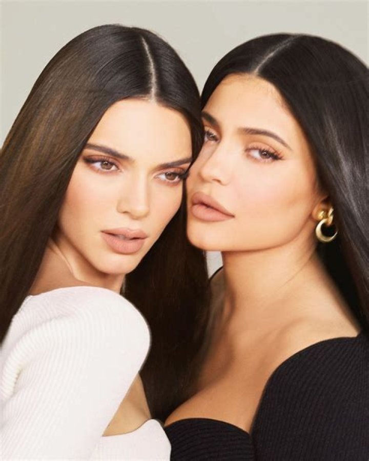 Kendall and Kylie Jenner's 2019 Met Gala Look