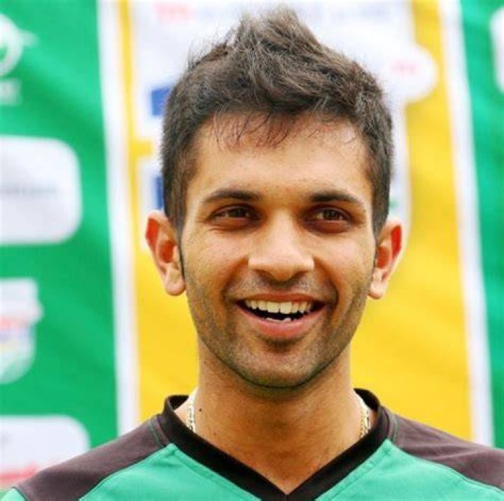 Keshav Maharaj Bio (Wiki) 