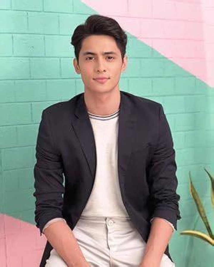 Kiko Estrada Bio (Wiki) 