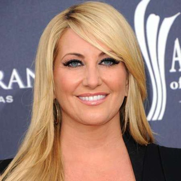 Lee Ann Womack Bio (Wiki) 