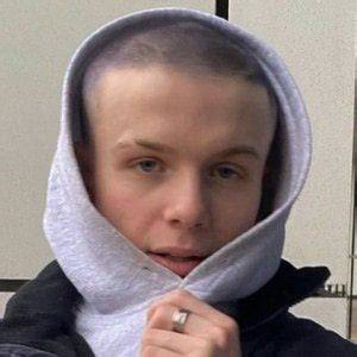 Lewis Sharp Bio (Wiki) 