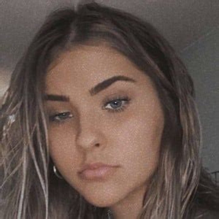 Lexxi.hall - Age, Family, Bio