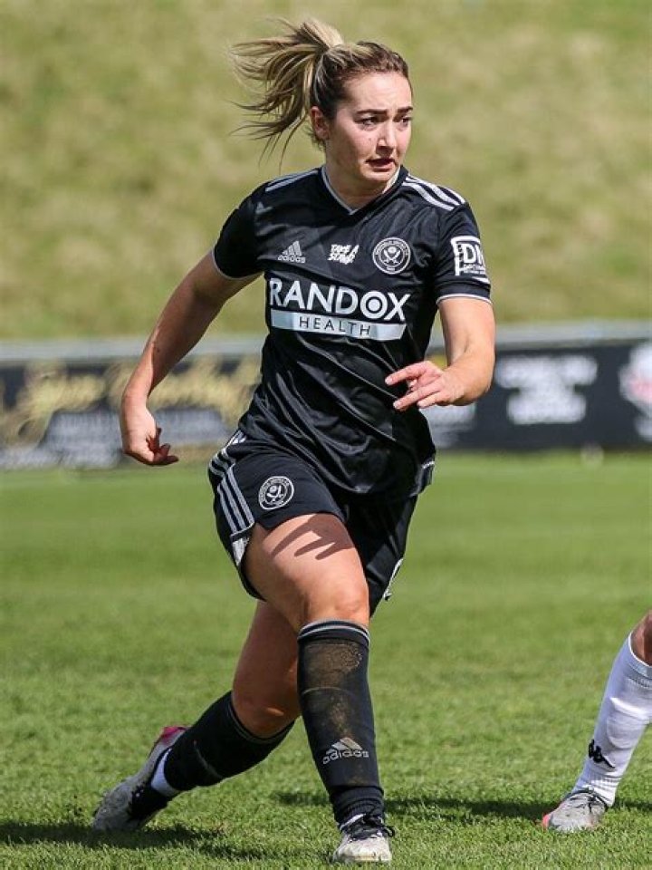 Maddy Cusack Wikipedia