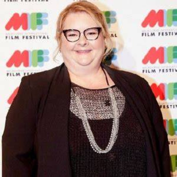Magda Szubanski Bio (Wiki) 