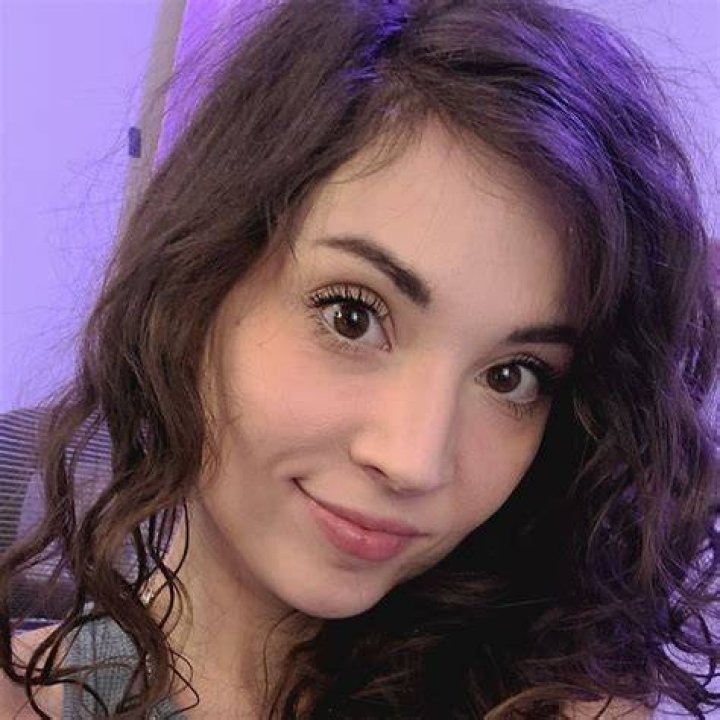 Melonie Mac - Age, Family, Bio