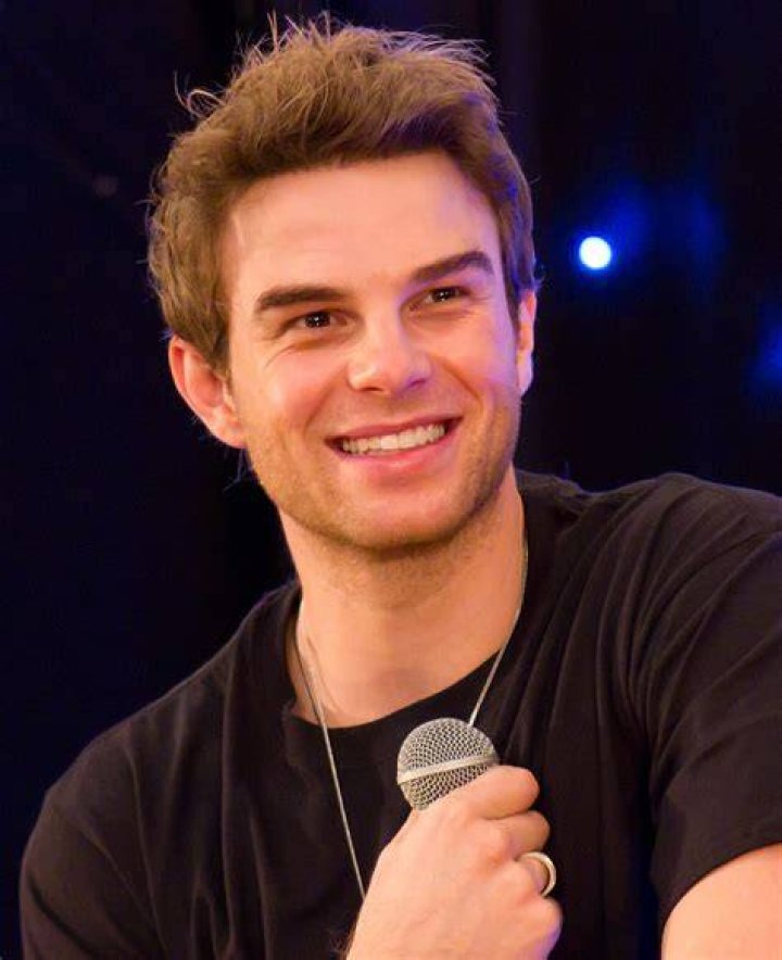Nathaniel Buzolic Bio (Wiki) 