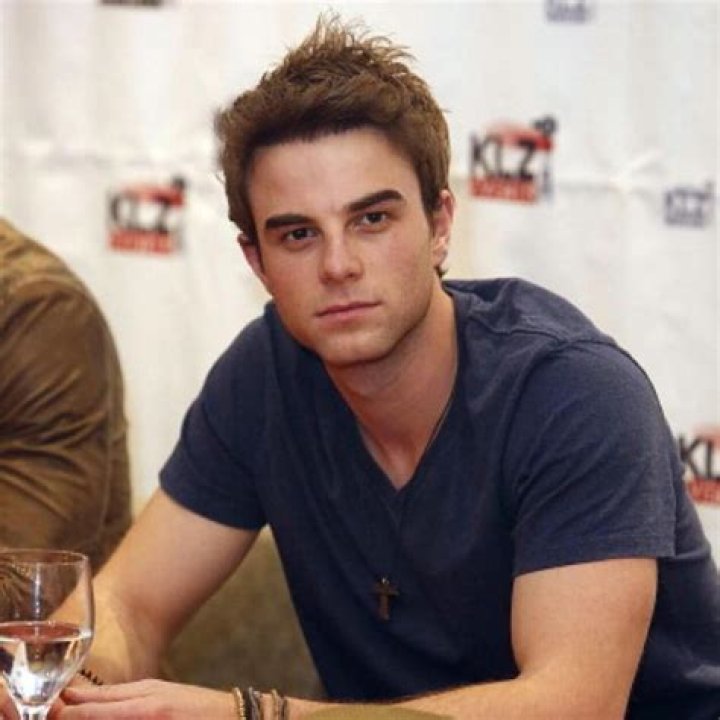 Nathaniel Buzolic Nathaniel Buzolic