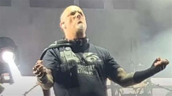 PHILIP ANSELMO Wants To Use His ROB HALFORD-Style Vocal Range Again For 'Old-School' Metal Project