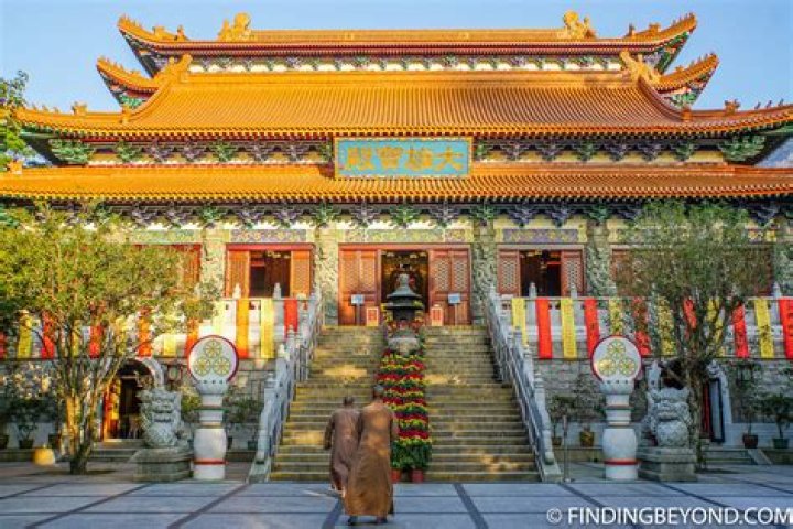 Po Lin Monastery