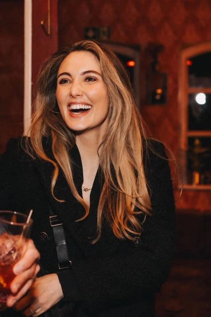 Sarah Harman is possibly living a single life