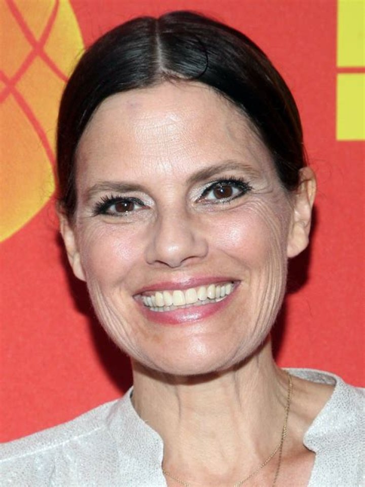 Suzanne Cryer Bio (Wiki) 