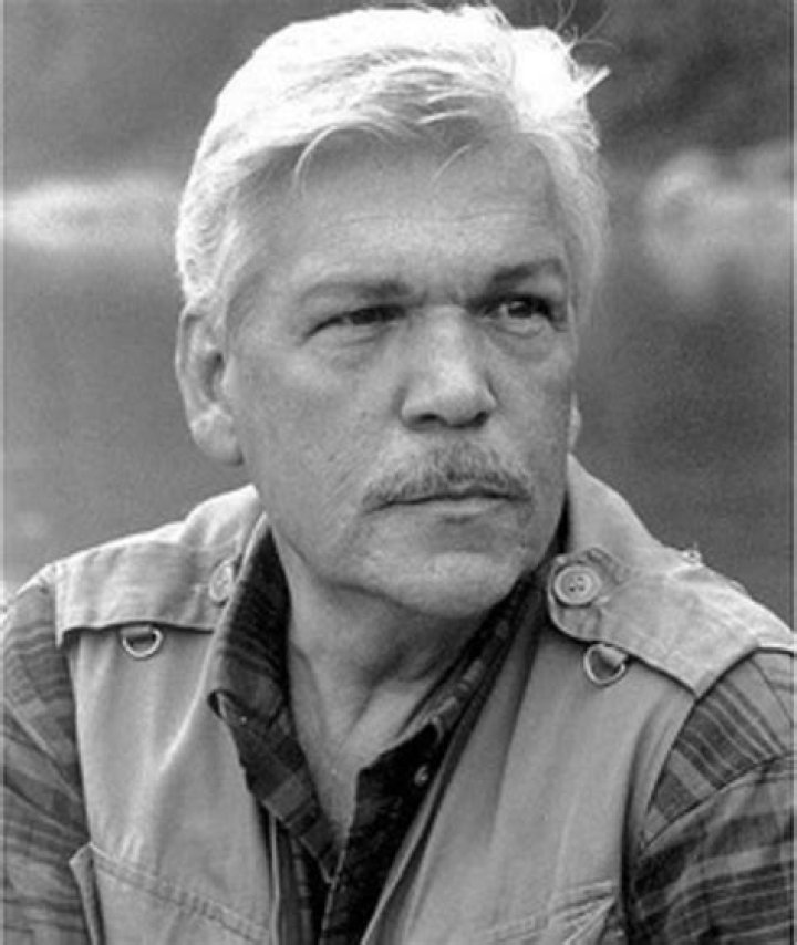 Tom Atkins Bio (Wiki) 