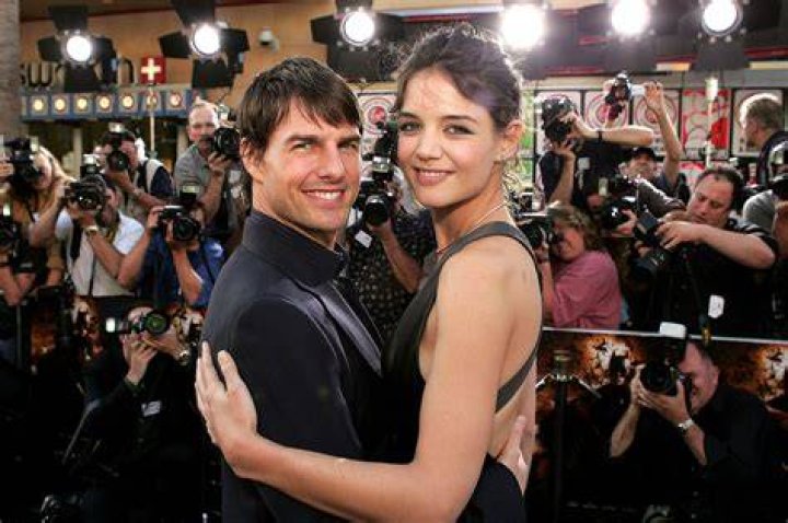 Tom Cruise & Katie Holmes Go The Distance!