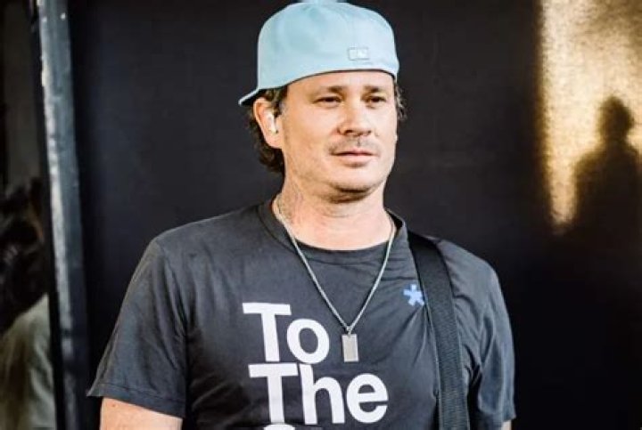 Tom DeLonge - Age, Family, Bio