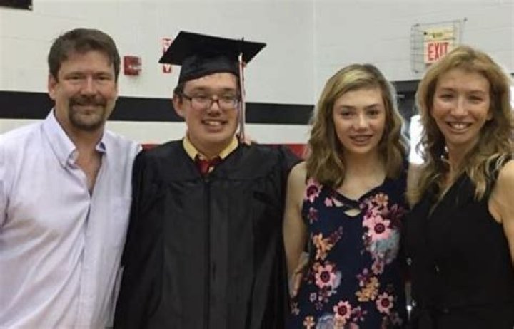 Tom Mabe - Age, Family, Bio