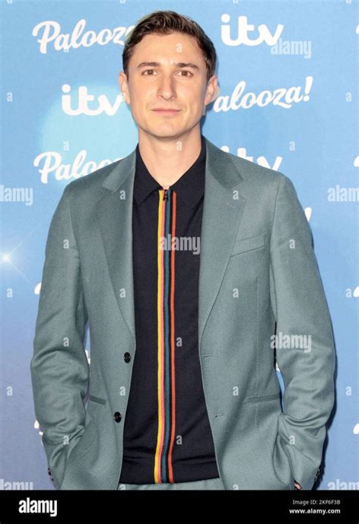 Tom Rosenthal Bio (Wiki) 