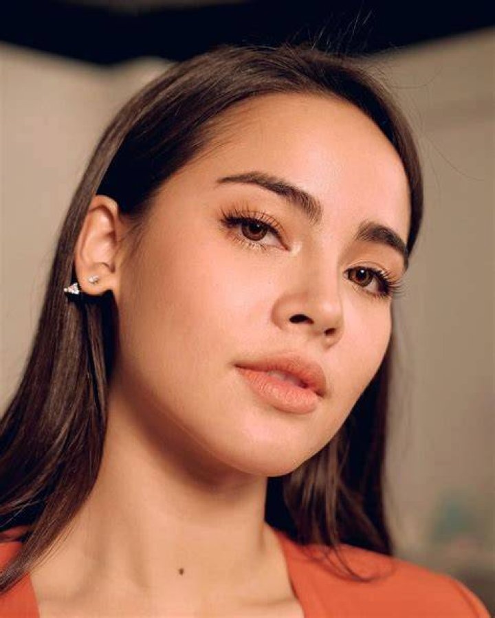 Urassaya Sperbund (Yaya)'s pet Hapa Pakalolo